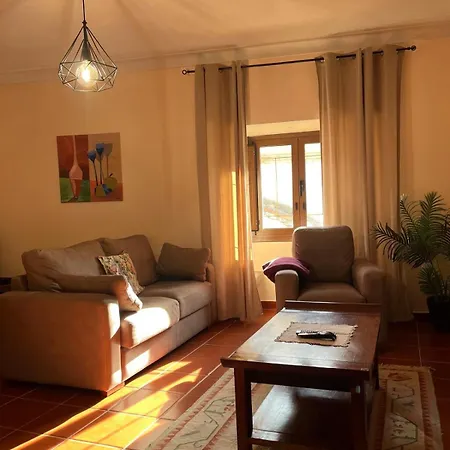 Casa Da Avo Ilda 펜션 미란다도두로